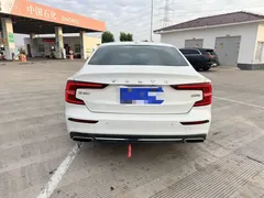 2022 Volvo S60 B4 Luxury, белый — фото 5