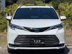 2021 Toyota Sienna 2.5L Hybrid Premium, белый — фото 2
