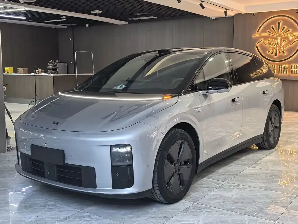 2025 Li Auto i6 2WD Standard