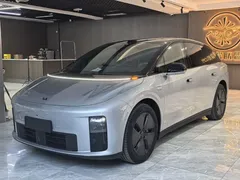 2025 Li Auto i6 2WD Standard — фото 1
