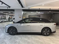 2025 Li Auto i6 2WD Standard — фото 9