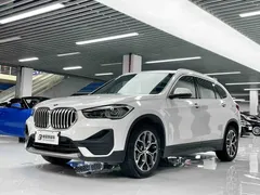 2022 BMW X1, белый — фото 1
