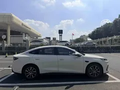 2025 BYD Seal 06 DM-i PHEV 120KM Smart Driving Premium, белый — фото 5