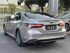 2021 Toyota Camry Hybrid 2.5HG Luxury — фото 5