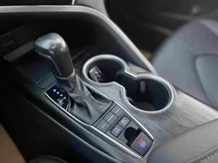 2021 Toyota Camry Hybrid 2.5HG Luxury — фото 21