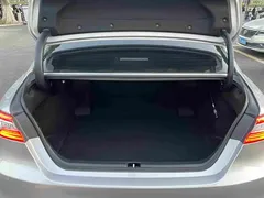 2021 Toyota Camry Hybrid 2.5HG Luxury — фото 24