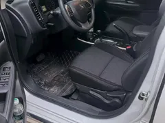 2021 Mitsubishi Outlander 2.0L 2WD 5 Seats, белый — фото 2