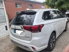 2021 Mitsubishi Outlander 2.0L 2WD 5 Seats, белый — фото 7