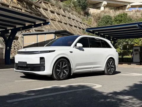 2023 Li Auto L7