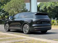 2023 Nio ES8 100kWh Executive, чёрный — фото 4