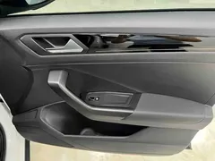 2022 Volkswagen T-Roc 280TSI DSG 2WD Comfort Plus, белый — фото 16