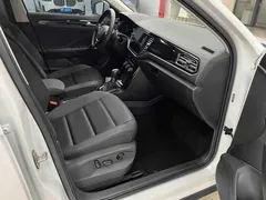 2022 Volkswagen T-Roc 280TSI DSG 2WD Comfort Plus, белый — фото 17