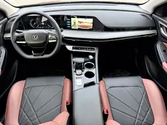 2022 Changan Eado PLUS 1.4T GDI DCT Premium — фото 8