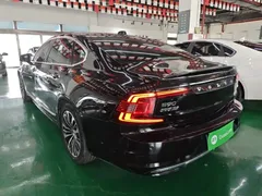 2023 Volvo S90, чёрный — фото 5