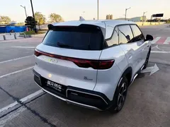 2024 BYD Yuan UP 401km Leading, белый — фото 5