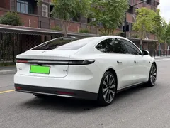 2024 Nio ET7 75kWh Executive Signature, белый — фото 9