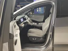 2025 BYD Sealion 06 DM-i PHEV 205 Pro — фото 9