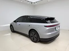 2025 Li Auto i6 2WD Standard — фото 4