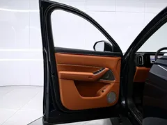 2025 Aito M8 EV Ultra 6-seat 4WD 192-line LiDAR, синий — фото 12
