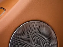 2025 Aito M8 EV Ultra 6-seat 4WD 192-line LiDAR, синий — фото 13