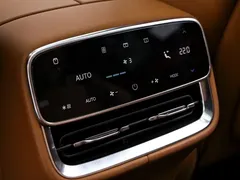 2025 Aito M8 EV Ultra 6-seat 4WD 192-line LiDAR, синий — фото 17