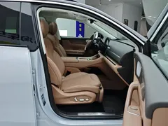 2026 Leapmotor C11 EV 640 Lidar Premium — фото 8