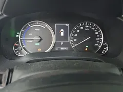 2020 Lexus RX 450h 4WD Elegance — фото 17