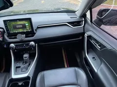 2020 Toyota Wildlander 2.0L CVT 2WD Luxury, чёрный — фото 21