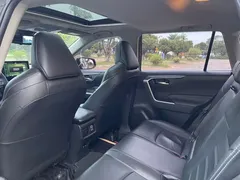 2020 Toyota Wildlander 2.0L CVT 2WD Luxury, чёрный — фото 25