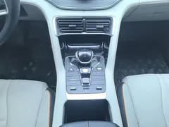 2021 BYD Song PLUS DM-i PHEV 110KM Flagship Plus, белый — фото 16