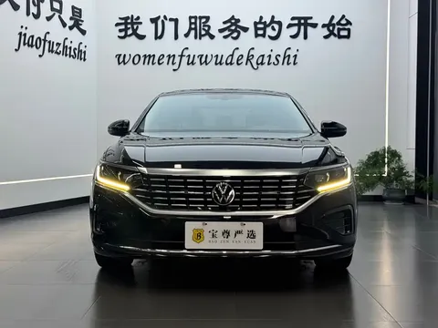 2022 Volkswagen Passat 330TSI Elite