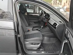 2021 Volkswagen Tayron 330TSI 2WD Luxury, чёрный — фото 8