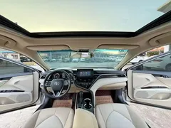 2022 Toyota Camry Hybrid 2.5HE Elite Plus — фото 5