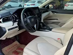 2022 Toyota Camry Hybrid 2.5HE Elite Plus — фото 6
