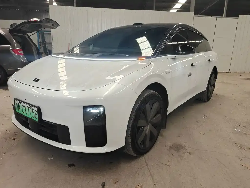 2025 Li Auto i6 4WD Standard