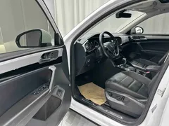 2022 Volkswagen Tayron 280TSI 2WD Luxury, белый — фото 7