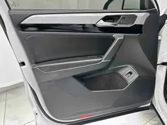 2022 Volkswagen Tayron 280TSI 2WD Luxury, белый — фото 9