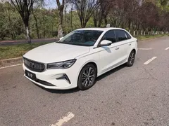 2022 Geely Emgrand 4th Gen 1.5L CVT Flagship, белый — фото 1