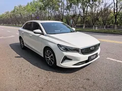 2022 Geely Emgrand 4th Gen 1.5L CVT Flagship, белый — фото 3