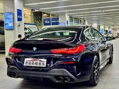2022 BMW 8 Series 840i 4-Door Coupe M Sport Package, чёрный — фото 10