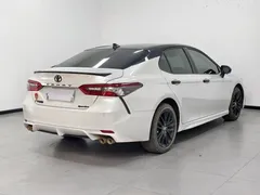 2022 Toyota Camry 2.0S Knight, белый — фото 6