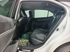 2022 Toyota Camry 2.0S Knight, белый — фото 11