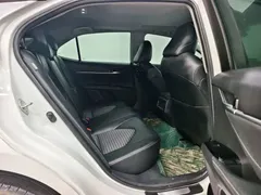 2022 Toyota Camry 2.0S Knight, белый — фото 13