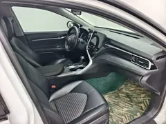 2022 Toyota Camry 2.0S Knight, белый — фото 15