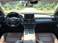 2019 Honda Inspire 2.0L Hybrid, синий — фото 4