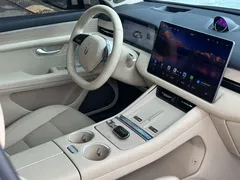 2025 Aito M5 EREV Ultra 2WD, белый — фото 19