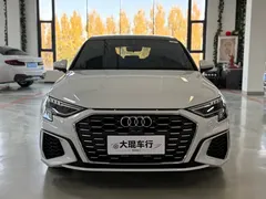 2023 Audi A3 Sportback 35 TFSI Fashion Sport, белый — фото 2