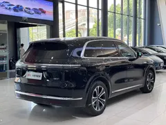 2026 Aito M7 EREV Max 4WD 6-seat 192-line Lidar, чёрный — фото 16