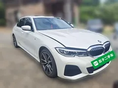 2022 BMW 3 Series 325Li M Sport, белый — фото 3