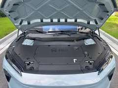 2022 Nio ET5 75kWh, синий — фото 7